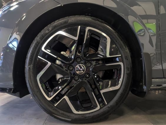 Volkswagen GOLF Golf 1.5 eTSI EVO2 150 DSG7 R-Line Edition Gris Urano