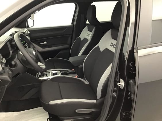 Dacia DUSTER Journey + Techno Pack 1.8 HYBRID 155 Noir Etoile