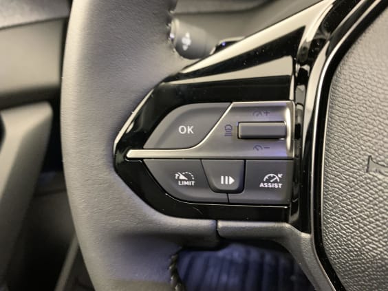 Peugeot 308 NOUVELLE BLUEHDI 130CH S&S EAT8 ALLURE Gris Selenium
