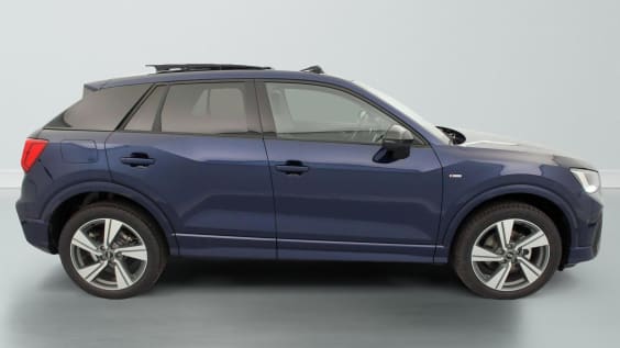 Audi Q2 35 TFSI 150 S tronic 7 Design Bleu Navarre