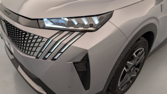 Peugeot 3008 Hybrid 145 e-DCS6 GT Gris Artense / Toit Noir