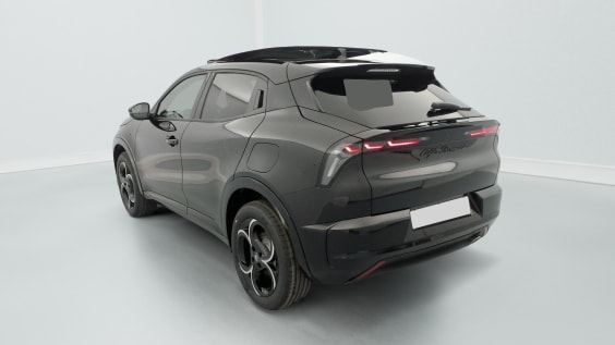 Alfa Romeo Junior 1.2 Ibrida 145 ch e-DCT6 Q4 Ti Noir Tortona