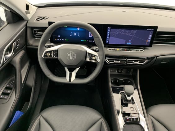 MG EHS 1.5T PHEV 272 ch Luxury Pearl White