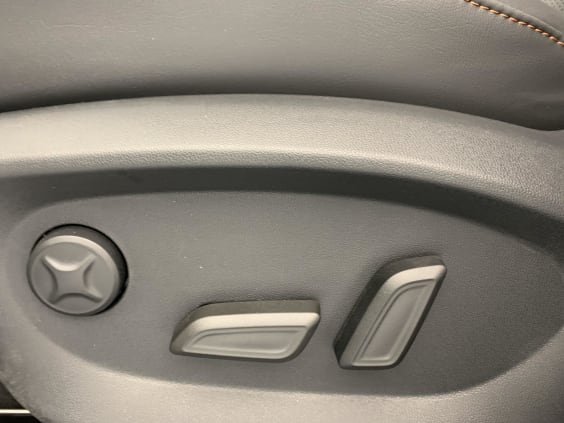 MG EHS 1.5T PHEV 272 ch Luxury Pearl White