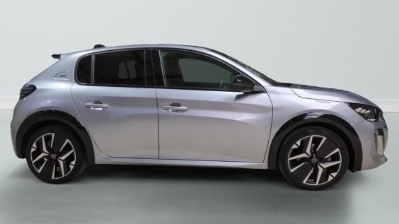 Peugeot 208 Hybrid 136 e-DCS6 GT gris artense