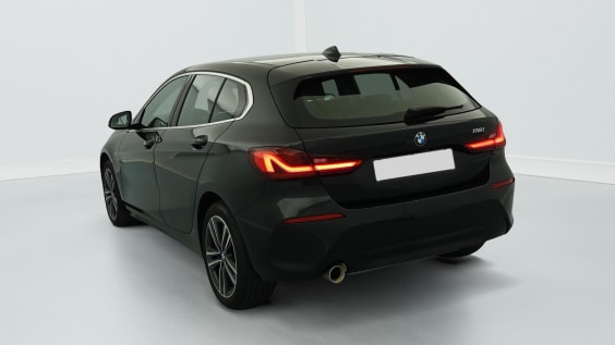 BMW Serie 1 F40 116i 109 ch Business Design Saphirschwarz