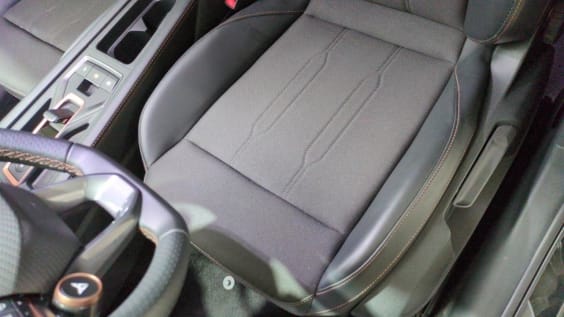 Cupra FORMENTOR NOUVEAU Formentor 1.5 eTSI Hybrid 150 ch DSG7 V Noir Minuit