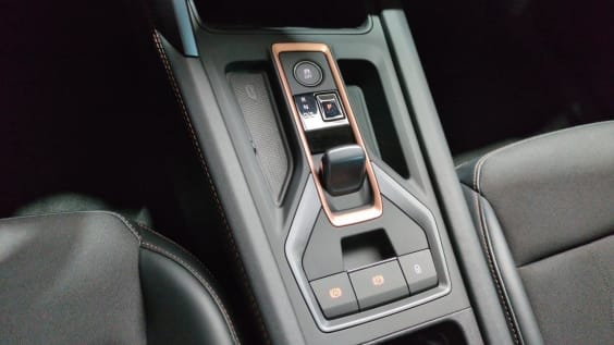 Cupra FORMENTOR NOUVEAU Formentor 1.5 eTSI Hybrid 150 ch DSG7 V Noir Minuit
