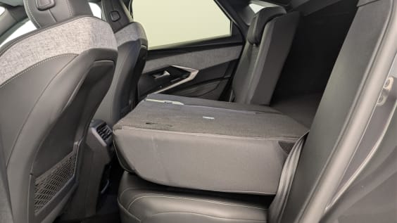 Peugeot 3008 Hybrid 145 e-DCS6 GT Gris Titane / Toit Noir
