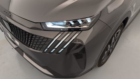 Peugeot 3008 Hybrid 145 e-DCS6 GT Gris Titane / Toit Noir
