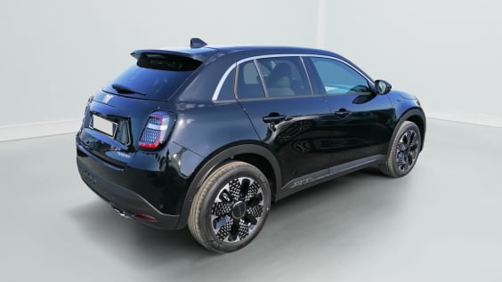 Fiat FIAT 600 1.2 Hybrid 145 DCT LA PRIMA Noir