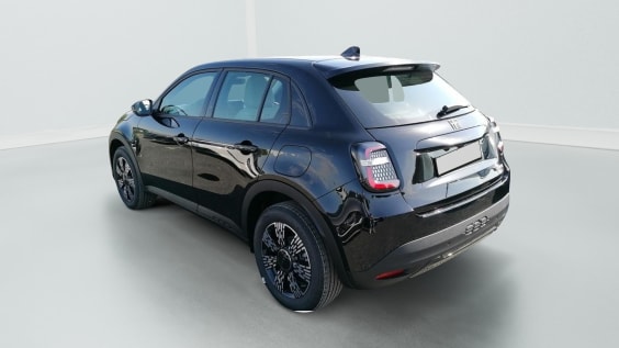 Fiat FIAT 600 600 1.2 Hybrid 145 DCT ICON Noir