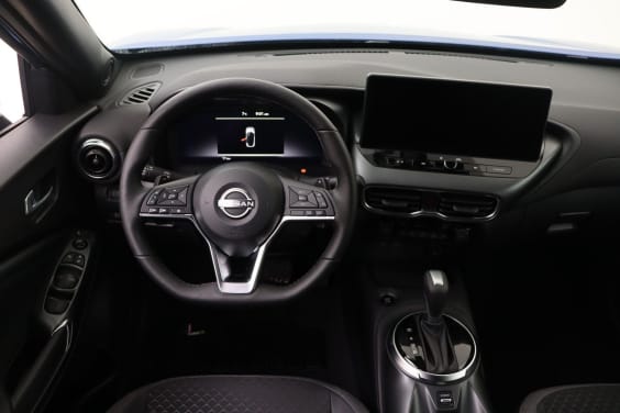 Nissan JUKE N-Connecta 1.6 Hybrid 143 hp Blue