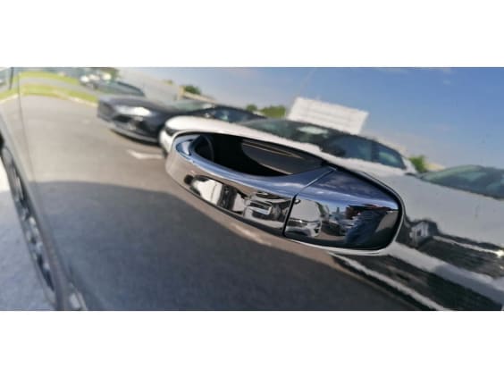 Peugeot 3008 1.2i Hybrid 145 e-DCS6 GT Noir Perle