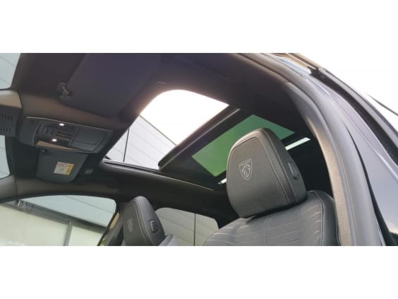 Peugeot 3008 1.2i Hybrid 145 e-DCS6 GT Noir Perle