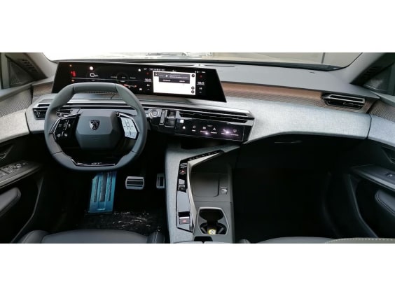 Peugeot 3008 1.2i Hybrid 145 e-DCS6 GT Noir Perle