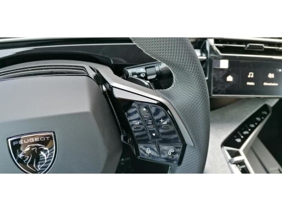 Peugeot 3008 1.2i Hybrid 145 e-DCS6 GT Noir Perle