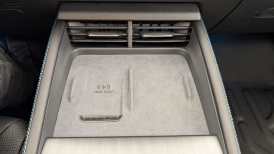 BYD SEAL 6 TOURING 1.5l DM-i 156 kW PHEV Comfort Polar White
