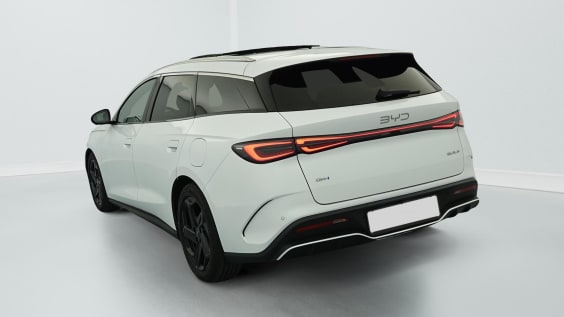 BYD SEAL 6 TOURING 1.5l DM-i 156 kW PHEV Comfort Polar White