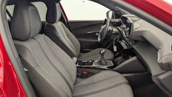 Peugeot 2008 PureTech 100 S&S BVM6 Allure Rouge Elixir