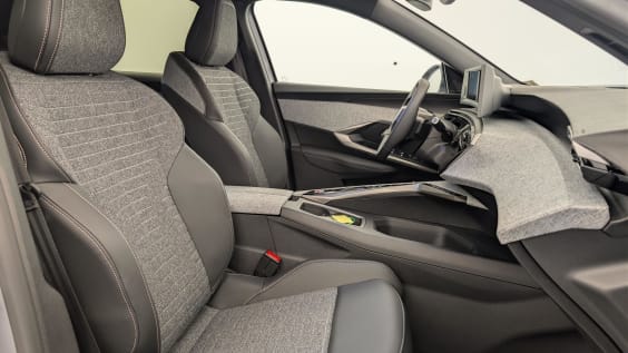 Peugeot 3008 Hybrid 145 e-DCS6 Allure Gris Artense 