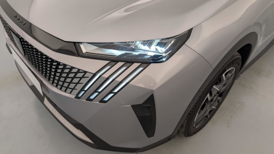 Peugeot 3008 Hybrid 145 e-DCS6 Allure Gris Artense 