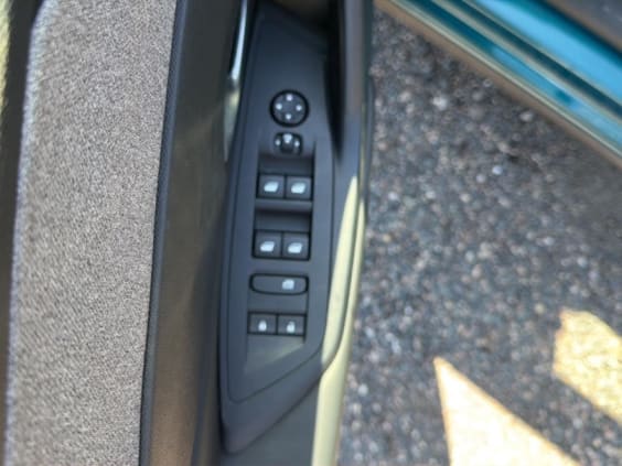 Peugeot 408 Hybrid 145 allure e-dcs6 Bleu