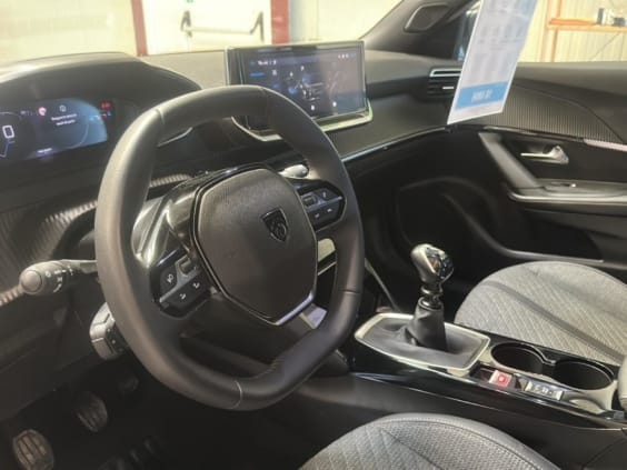 Peugeot 2008 1.2 100 allure gris artense
