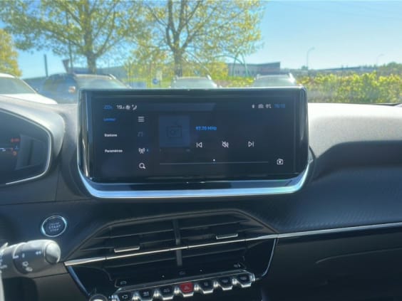 Peugeot 2008 1.2 100 allure gris artense