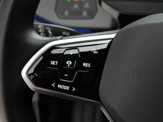 Volkswagen ID.3 62 KWH 204 PRO Rouge
