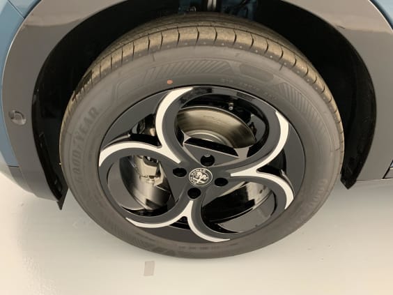 Alfa Romeo Junior 1.2 Ibrida 145 ch e-DCT6 Q4 Ti Bleu Navigli