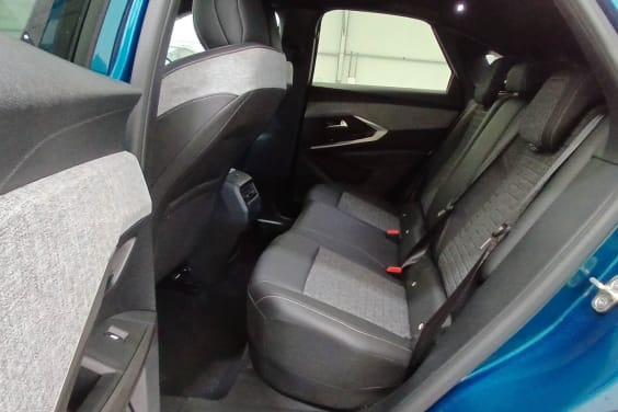 Peugeot 3008 Hybrid 136 e-DCS6 Allure Bleu Obsession