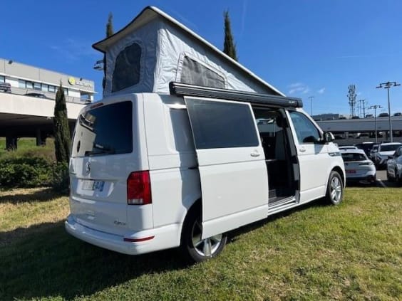 Stylevan Origin AUSTRAL IV VOLKSWAGEN T6.1 - 2.0 L TDI - 150 CV - DSG7 Blanc Candy