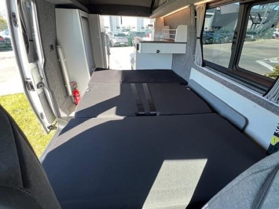 Stylevan Origin AUSTRAL IV VOLKSWAGEN T6.1 - 2.0 L TDI - 150 CV - DSG7 Blanc Candy
