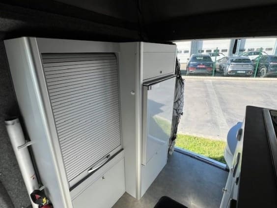 Stylevan Origin AUSTRAL IV VOLKSWAGEN T6.1 - 2.0 L TDI - 150 CV - DSG7 Blanc Candy
