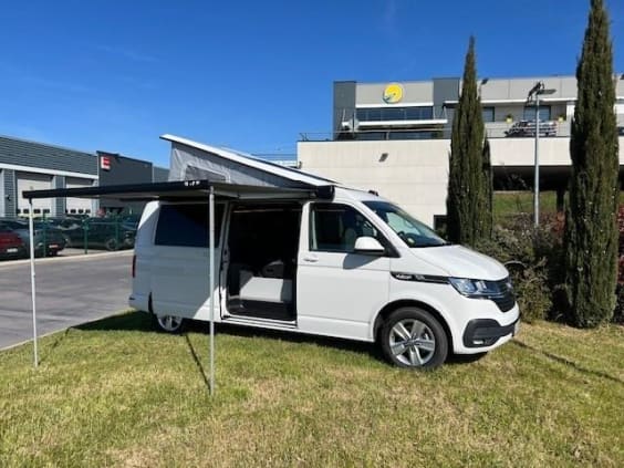 Stylevan Origin AUSTRAL IV VOLKSWAGEN T6.1 - 2.0 L TDI - 150 CV - DSG7 Blanc Candy