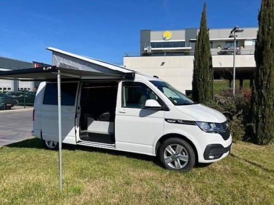 Stylevan Origin AUSTRAL IV VOLKSWAGEN T6.1 - 2.0 L TDI - 150 CV - DSG7 Blanc Candy