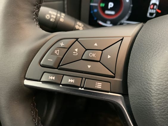 Nissan JUKE HYBRID 143 N-CONNECTA Bleu Magnétique
