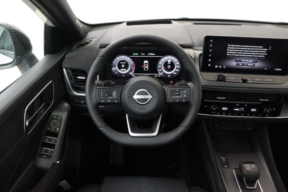 Nissan QASHQAI Tekna Plus 1.3 DIG-T Mild Hybrid 158 hp X-TRONIC White