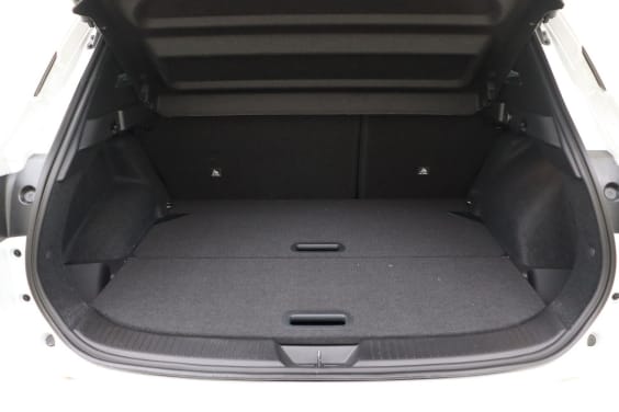 Nissan QASHQAI Tekna Plus 1.3 DIG-T Mild Hybrid 158 hp X-TRONIC White
