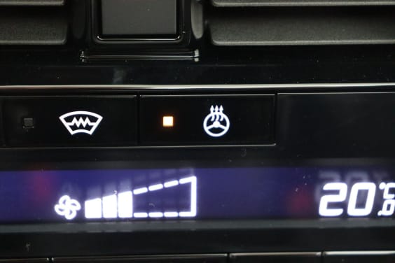 Nissan QASHQAI Tekna Plus 1.3 DIG-T Mild Hybrid 158 hp X-TRONIC White