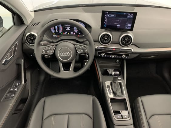 Audi Q2 35 TDI 150 S tronic 7 Design Gris Daytona