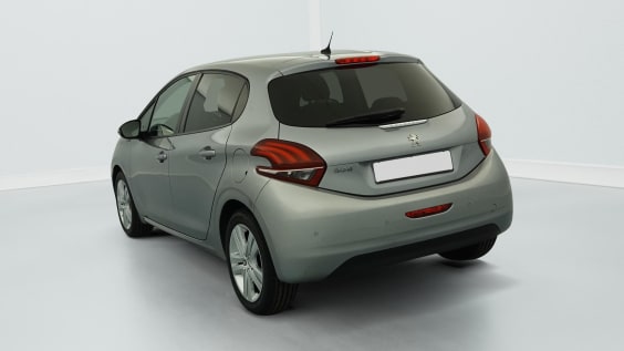 Peugeot 208 PureTech 82ch S&S BVM5 Signature Gris Artense