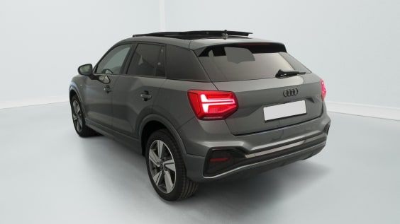 Audi Q2 35 TDI 150 S tronic 7 Design Gris Daytona