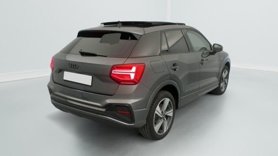 Audi Q2 35 TDI 150 S tronic 7 Design Gris Daytona