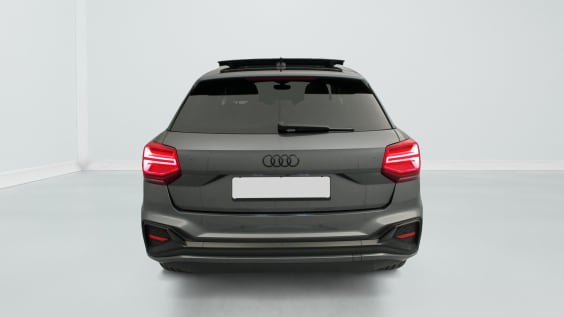 Audi Q2 35 TDI 150 S tronic 7 Design Gris Daytona