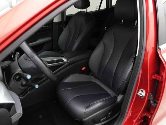 MG MG5 Luxury 50 kWh Rouge