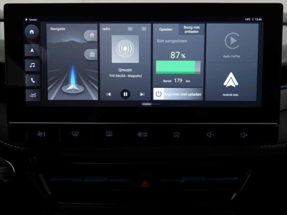 MG MG5 Luxury 50 kWh Rouge
