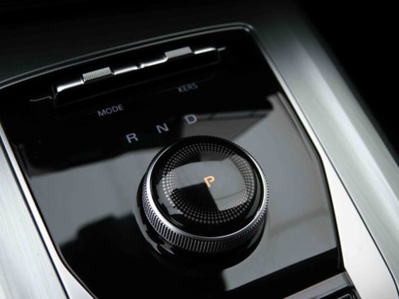 MG MG5 Luxury 50 kWh Rouge