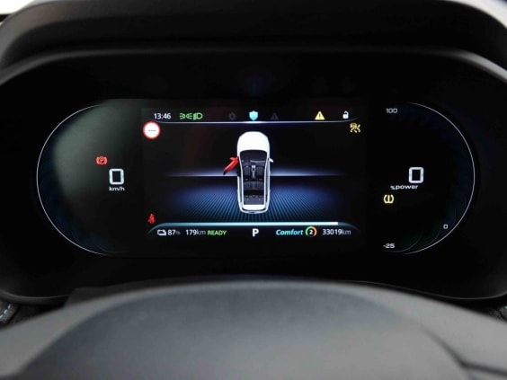 MG MG5 Luxury 50 kWh Rouge